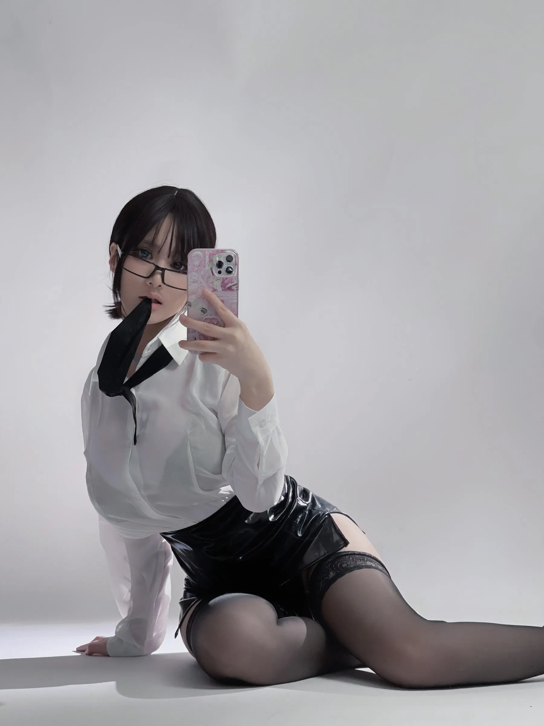 幼愛youmeko – NO.09 眼镜娘 自摄 [29P]插图9